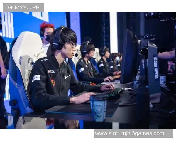 全球挑战赛特别报道揭示FPX战队的崛起与成长历程 全球挑战赛特别报道揭示FPX战队的崛起与成长历程