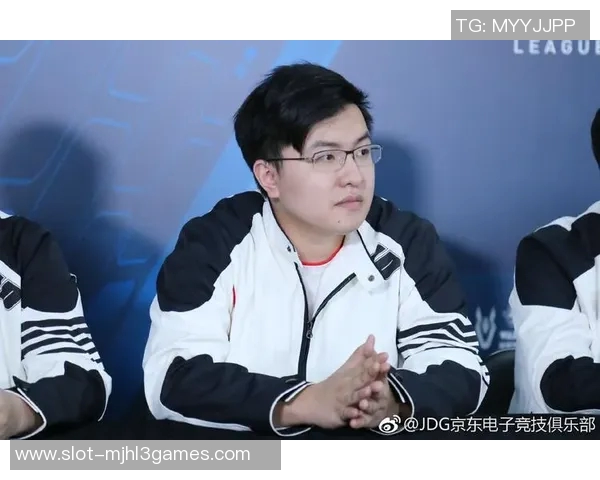 电竞比分与和平精英战术解析JDG进攻体系的深度剖析与应用探讨 电竞比分与和平精英战术解析JDG进攻体系的深度剖析与应用探讨